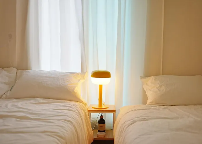 Vivid, Apartment